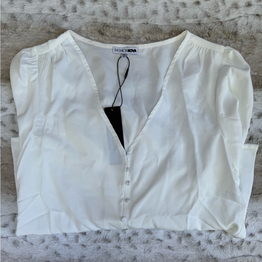 NEW TOP Women’s Fashion Nova White Blouse Long Sleeve Button-Up Top S